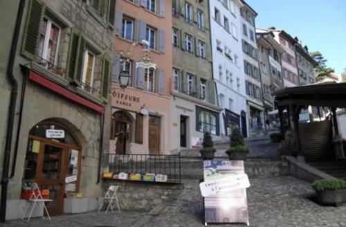 Lausanne Modern And Sunny Apartment